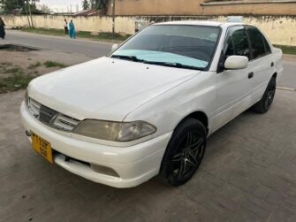 Bei Ya Toyota Carina 1998 Sokoni Dar es Salaam Tanzania