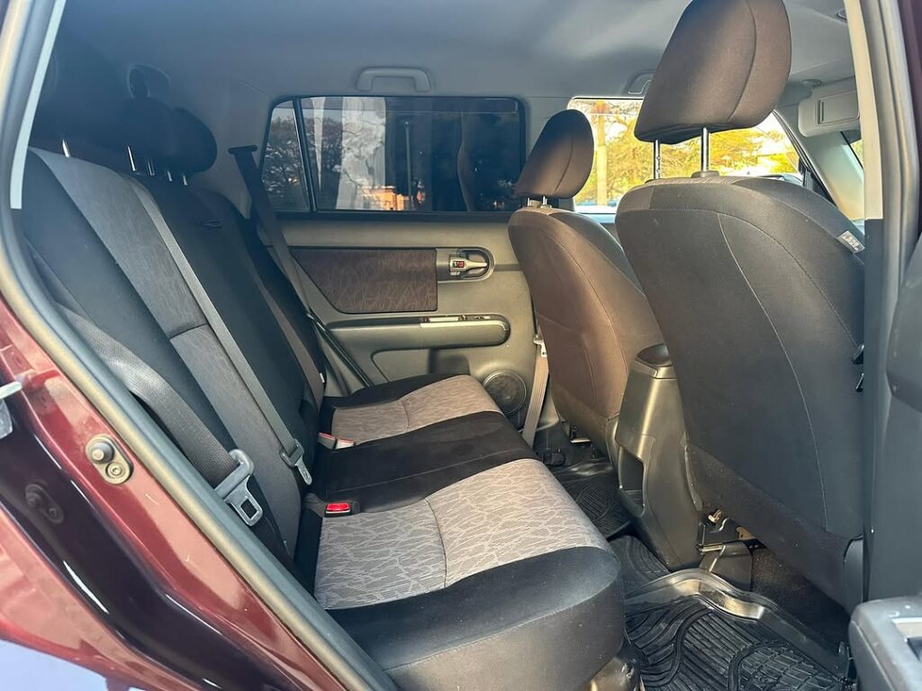 Magari Used Toyota Rumion 2010 Dar es Salaam Tanzania