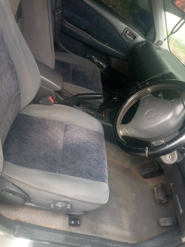 Toyota Carina 1998 for Sale in Dar es Salaam