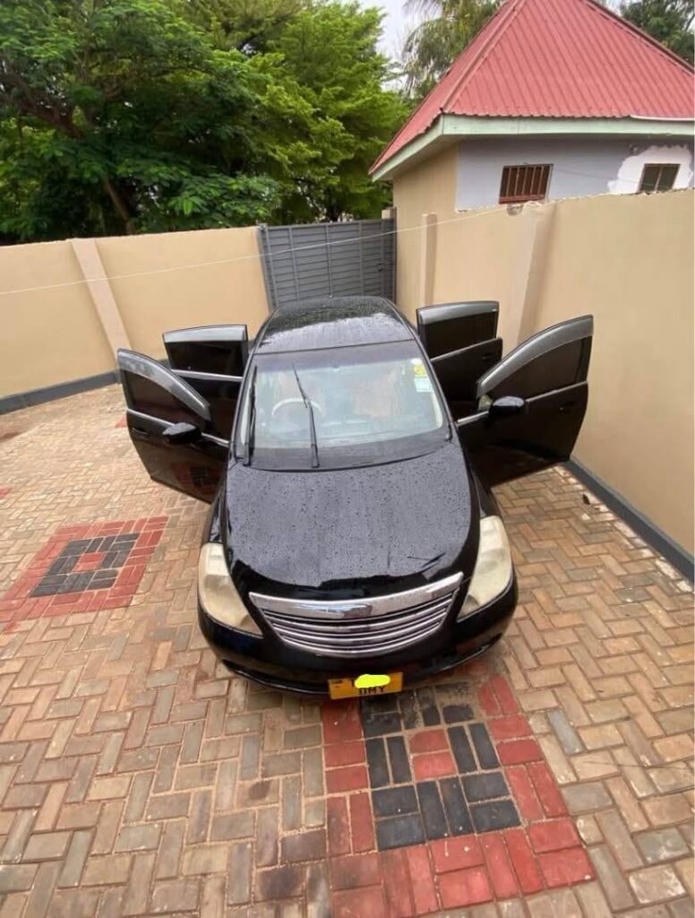 Magari Sokoni Nissan Tiida ya Bei Poa 2008