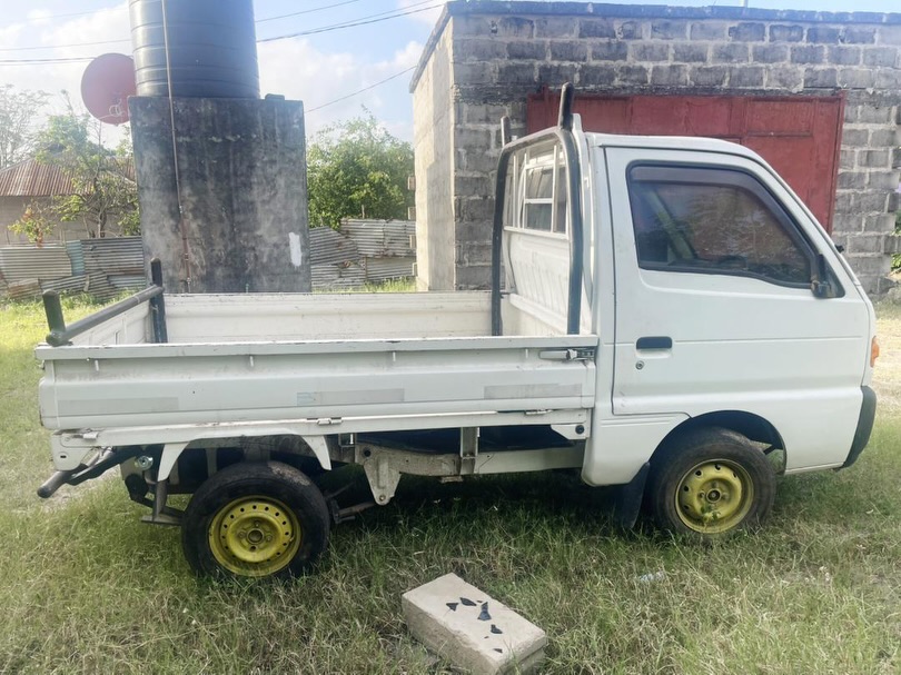Magari Carry 2000 lipo Dar es Salaam