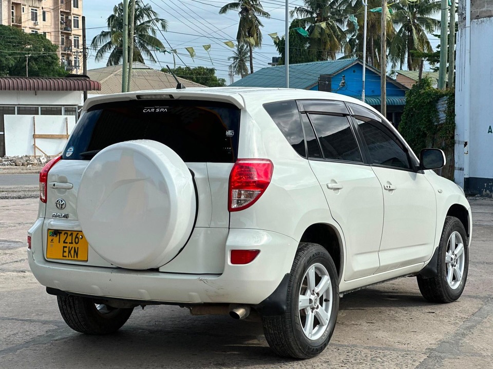 For Sale Toyota Rav4 2009 in Dar es Salaam