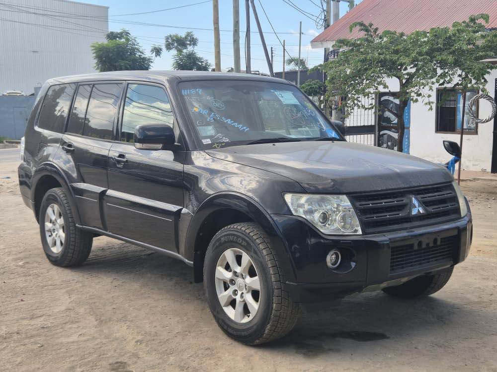 Magari Pajero 2008 lipo Dar es Salaam