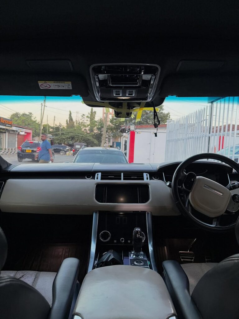 Price Land Rover Range Rover Sport 2016 for Sale in Dar es Salaam