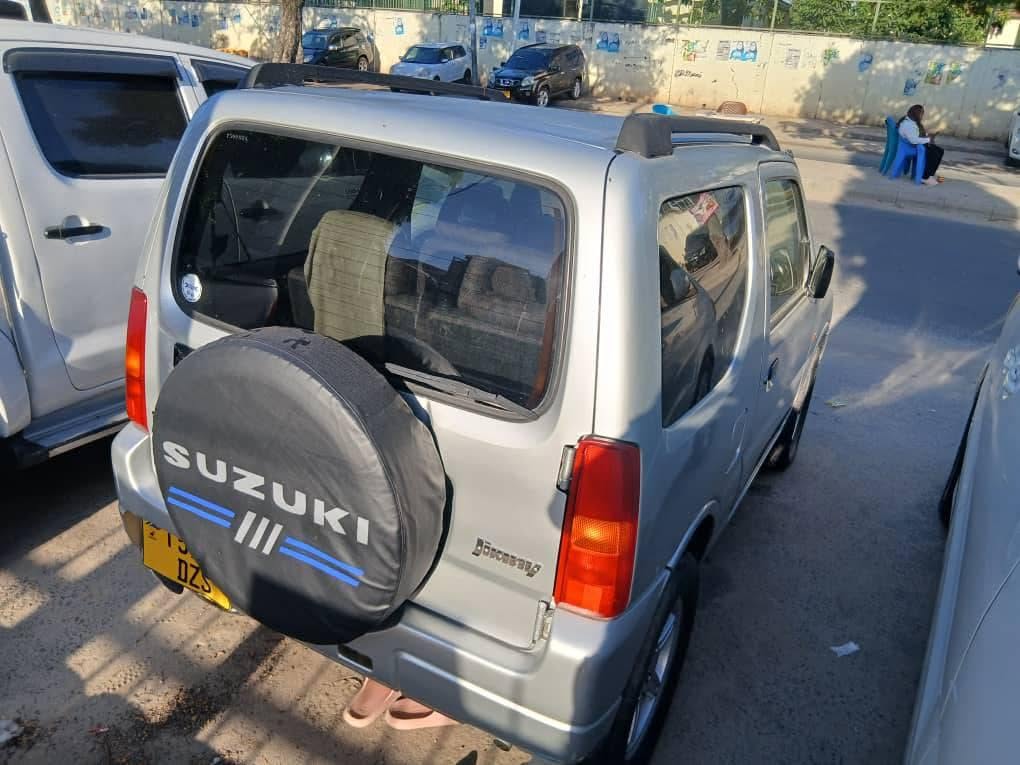 Price Suzuki Jimny 2005 for Sale in Dar es Salaam
