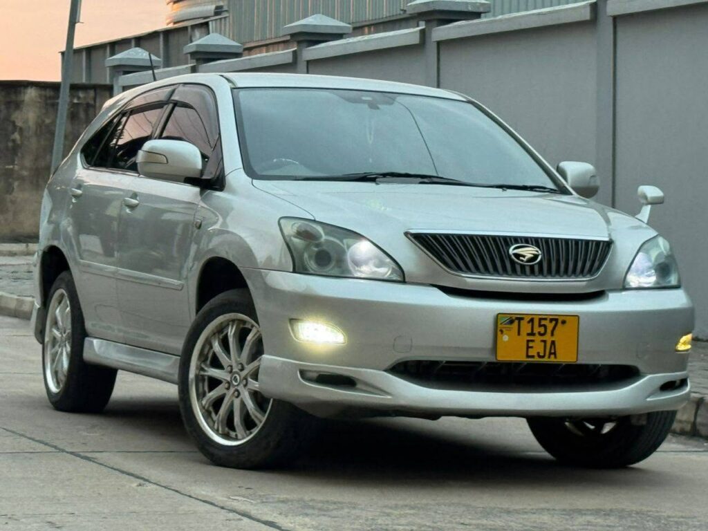 Magari Harrier 2007 lipo Dar es Salaam