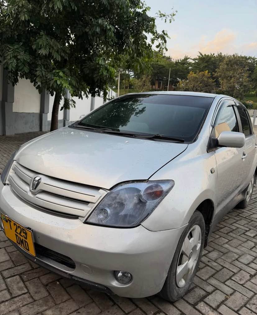 Toyota IST 2005 for Sale in Dar es Salaam