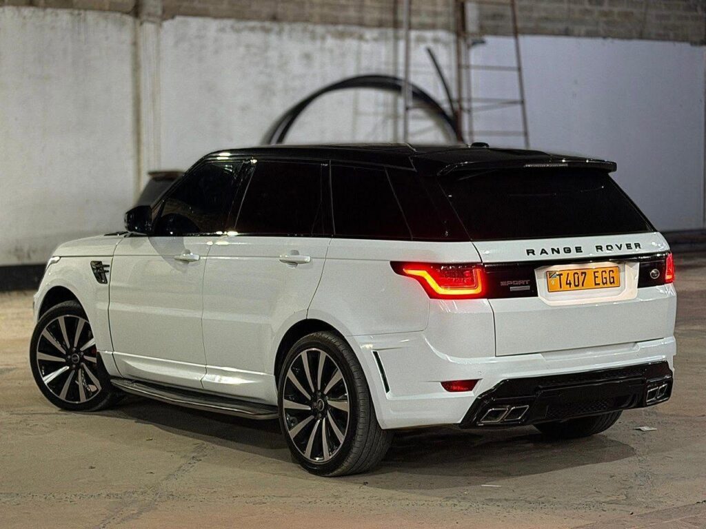 Magari Sokoni Land Rover Range Rover Sport ya Bei Poa 2016
