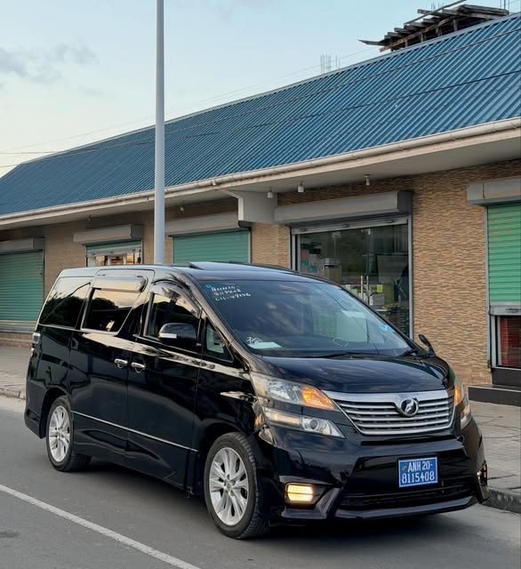 Price Of Toyota Vellfire 2010 for Sale in Tanzania