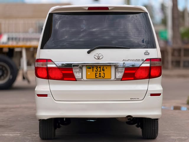Buy Toyota Alphard 2005 for Sale in Dar es Salaam