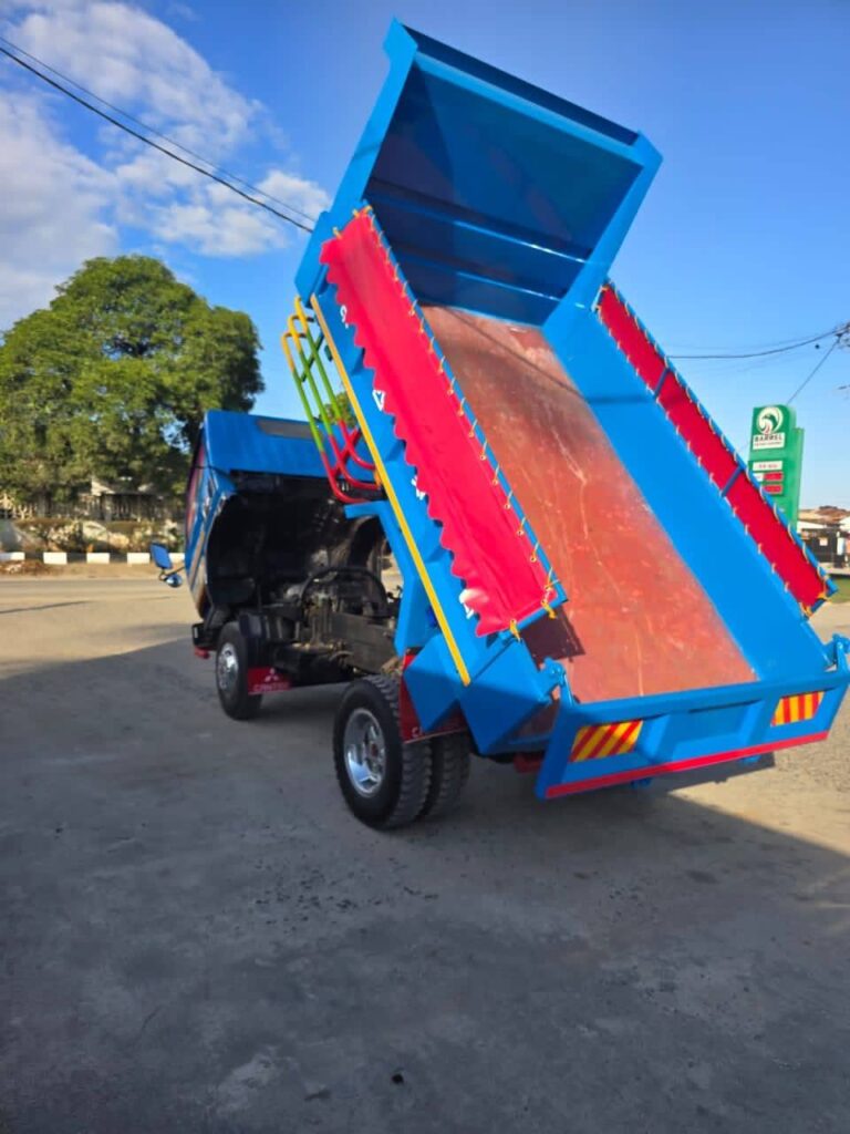 Price Mitsubishi Canter 2008 for Sale in Dar es Salaam