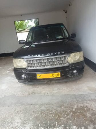 Bei Ya Land Rover Range Rover 2005 Sokoni Dar es Salaam Tanzania