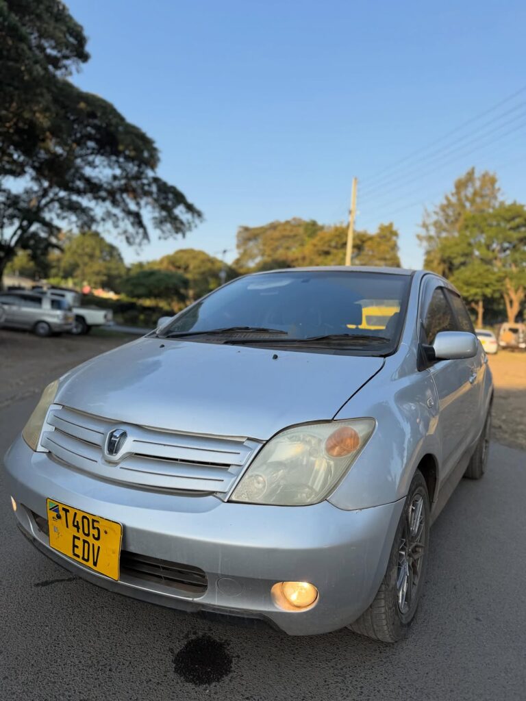 Price Of Toyota IST 2005 for Sale in Tanzania