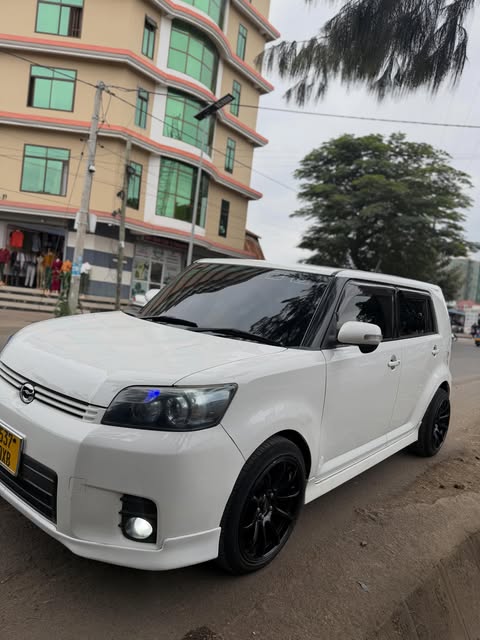 Buy Toyota Rumion 2008 for Sale in Arusha