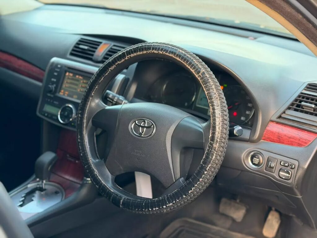 For Sale Toyota Premio 2009 in Dar es Salaam