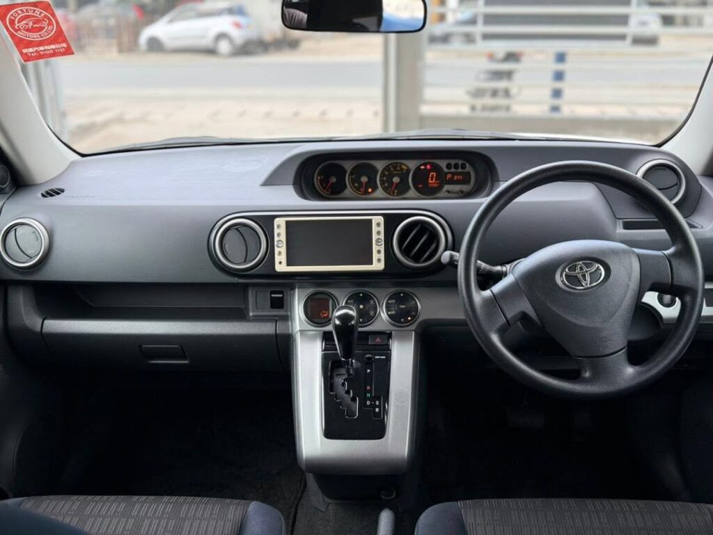 Buy Toyota Rumion 2011 for Sale in Dar es Salaam