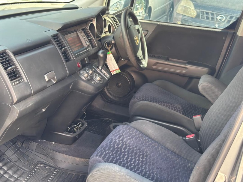 Honda Crossroad bei poa sokoni Dar es Salaam Tanzania