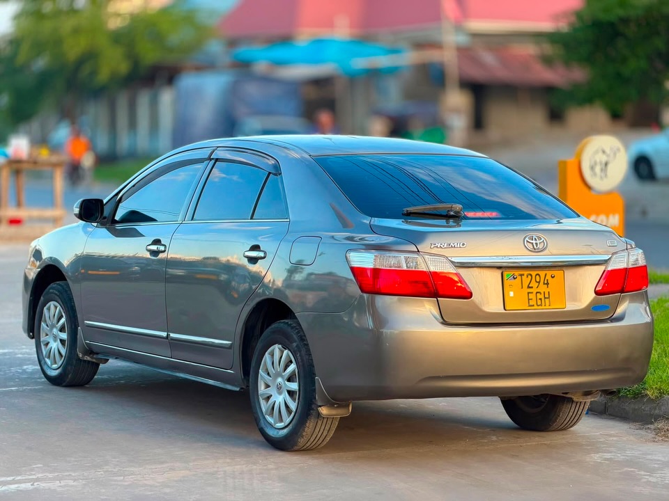 Price Toyota Premio 2009 for Sale in Dar es Salaam