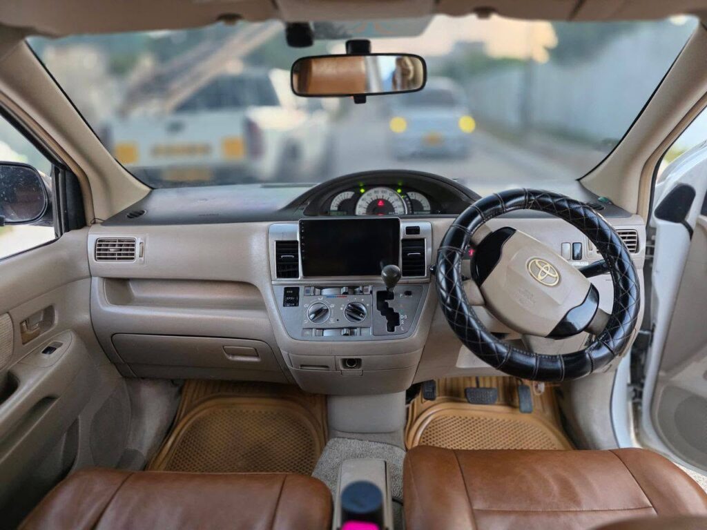Toyota Raum 2003 for Sale in Dar es Salaam