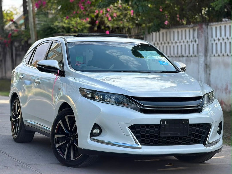 For Sale Toyota Harrier 2016 in Dar es Salaam