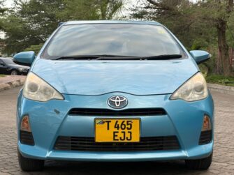 Bei Ya Toyota Aqua 2013 Sokoni Dar es Salaam Tanzania