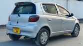 Toyota Vitz bei poa sokoni Dar es Salaam Tanzania