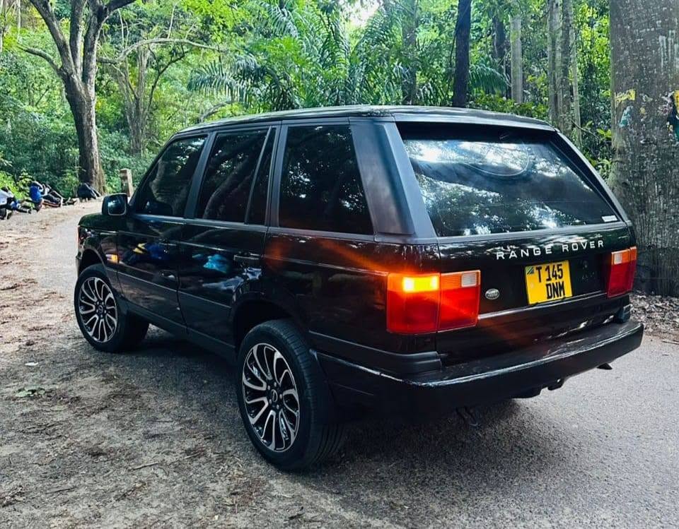 Magari Range Rover 1998 lipo Dar es Salaam