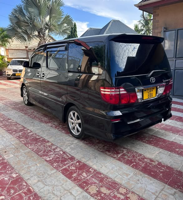 Toyota Alphard 2007 for Sale in Dar es Salaam