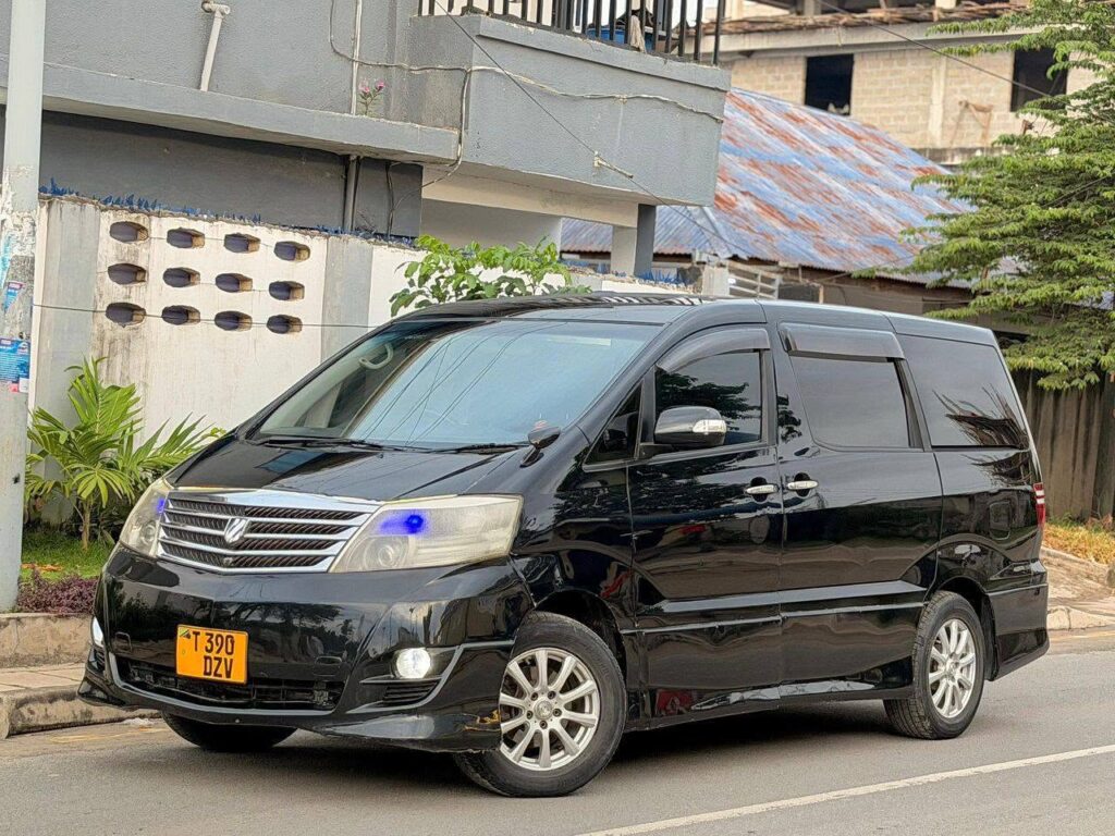 Toyota Alphard bei poa sokoni Dar es Salaam Tanzania
