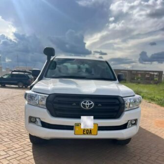 Bei Ya Toyota Land Cruiser V8 2018 Sokoni Dar es Salaam Tanzania