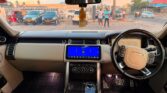 Land Rover Range Rover bei poa sokoni Dar es Salaam Tanzania