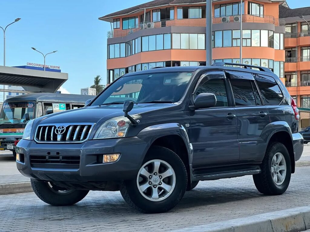Magari Sokoni Toyota Land Cruiser Prado ya Bei Poa 2006