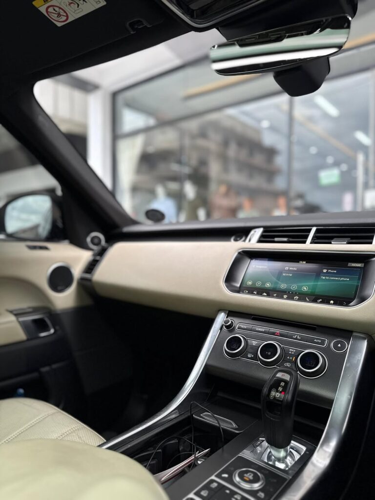 Bei ya Land Rover Range Rover Sport 2017 Sokoni Dar es Salaam Tanzania
