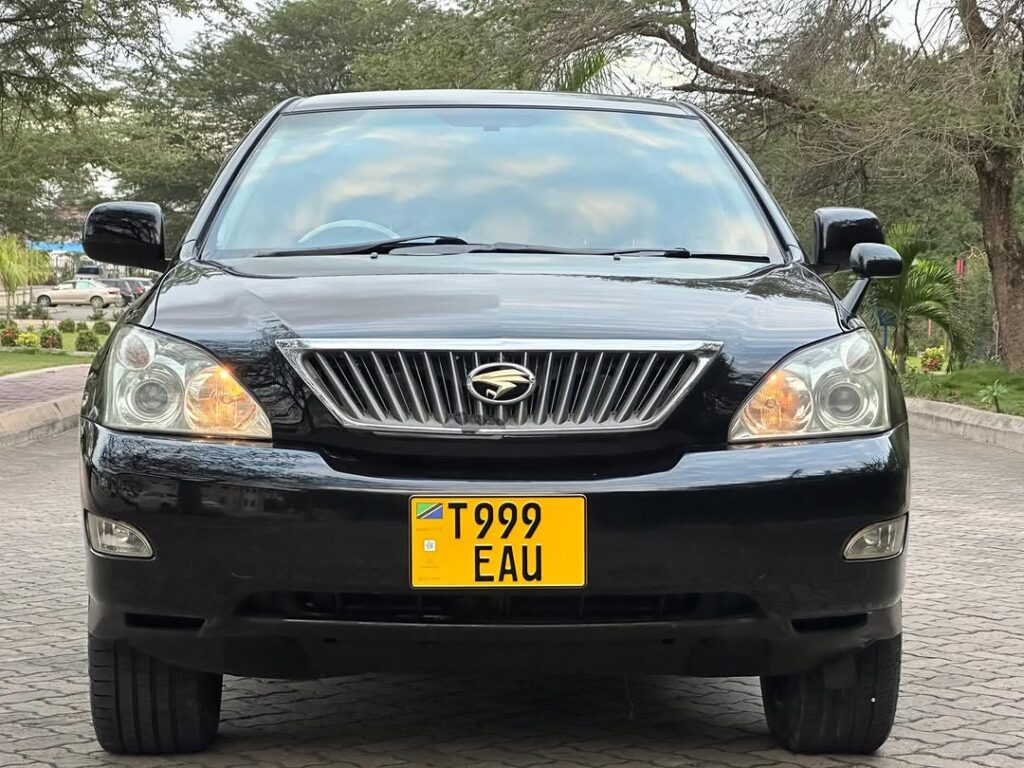 Magari Harrier 2008 lipo Dar es Salaam