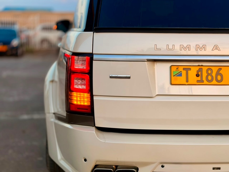 Magari Range Rover 2014 lipo Dar es Salaam