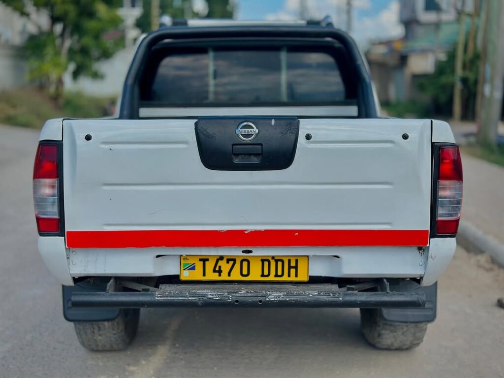 Magari Pickup 2005 lipo Dar es Salaam