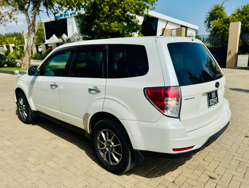 Subaru Forester bei poa sokoni Mwanza Tanzania