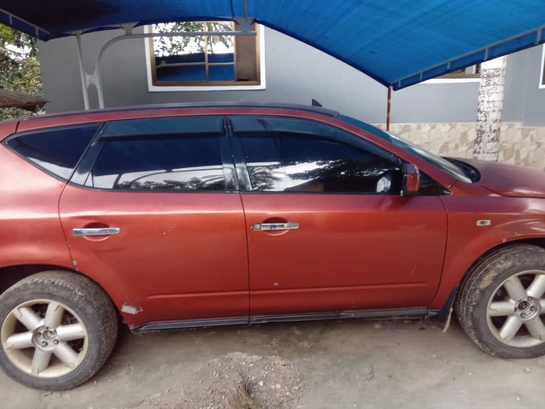 Magari Murano 2005 lipo Dar es Salaam