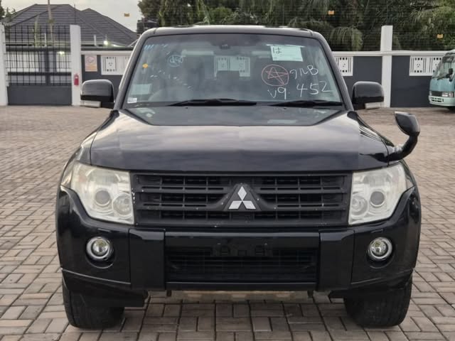 Magari Used Mitsubishi Pajero 2008 Dar es Salaam Tanzania