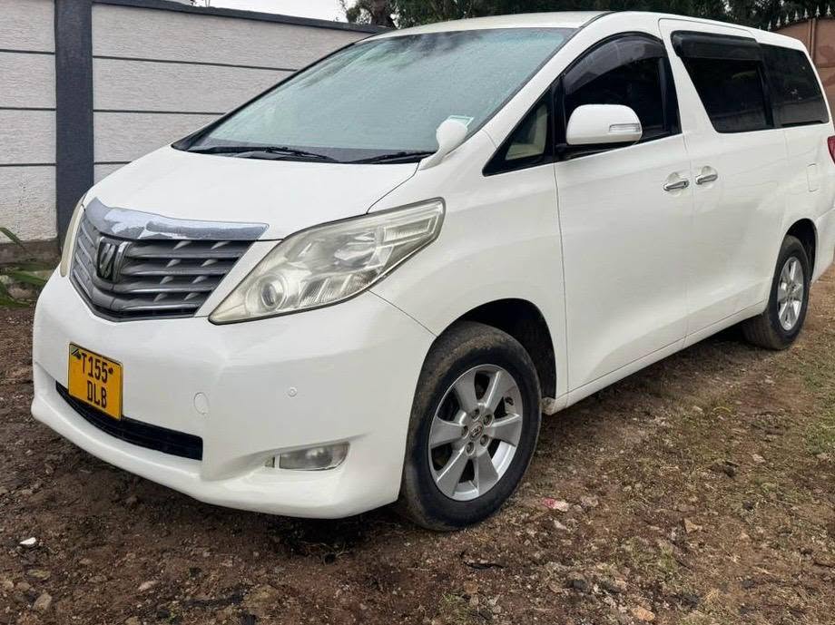 Magari Sokoni Toyota Alphard ya Bei Poa 2010