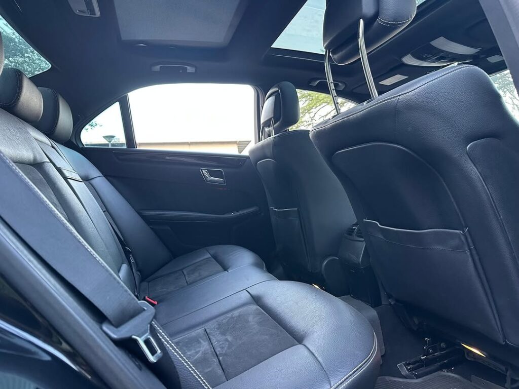 Benz E-Class bei poa sokoni Dar es Salaam Tanzania