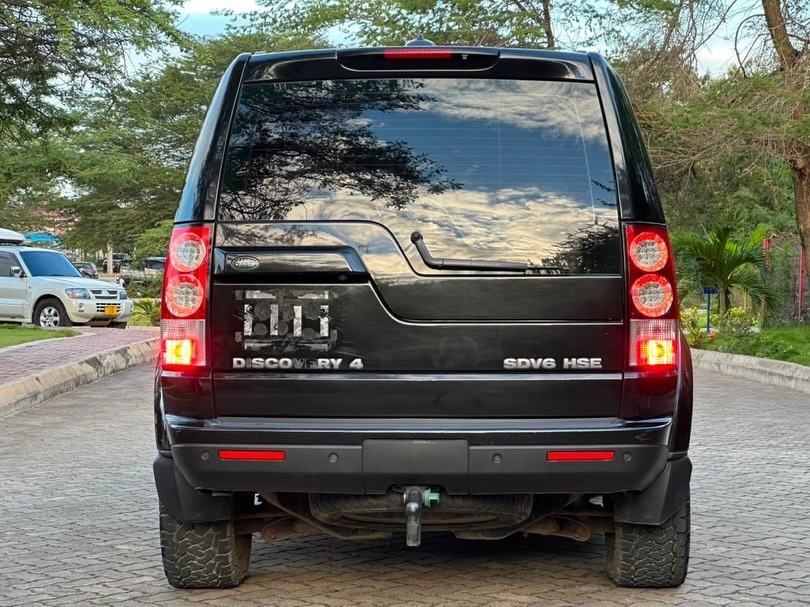 Magari Discovery 4 2014 lipo Dar es Salaam
