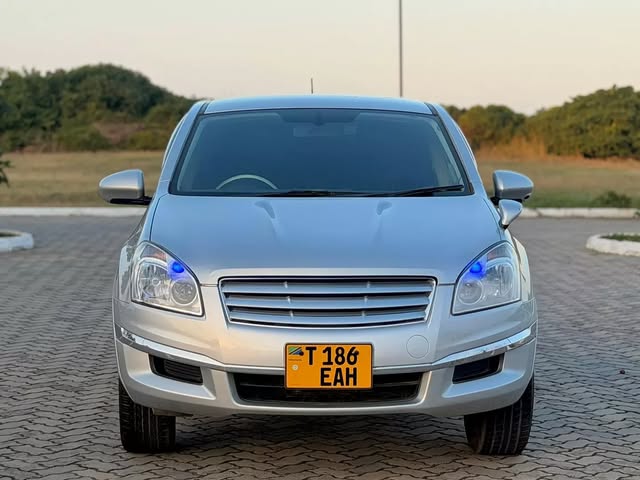Nissan Dualis bei poa sokoni Dar es Salaam Tanzania