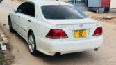 Buy Toyota Crown 2005 for Sale in Mwanza