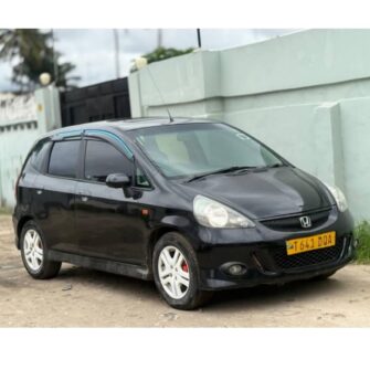 Bei Ya Honda Fit 2005 Sokoni Dar es Salaam Tanzania
