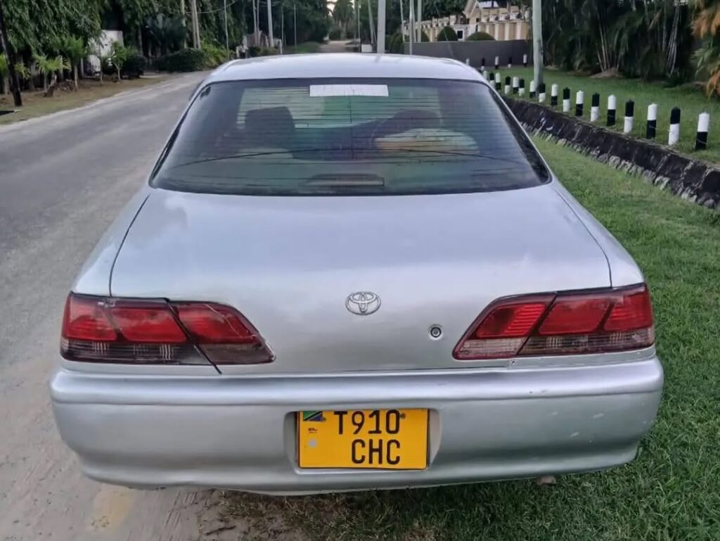 Magari Chaser 1998 lipo Dar es Salaam