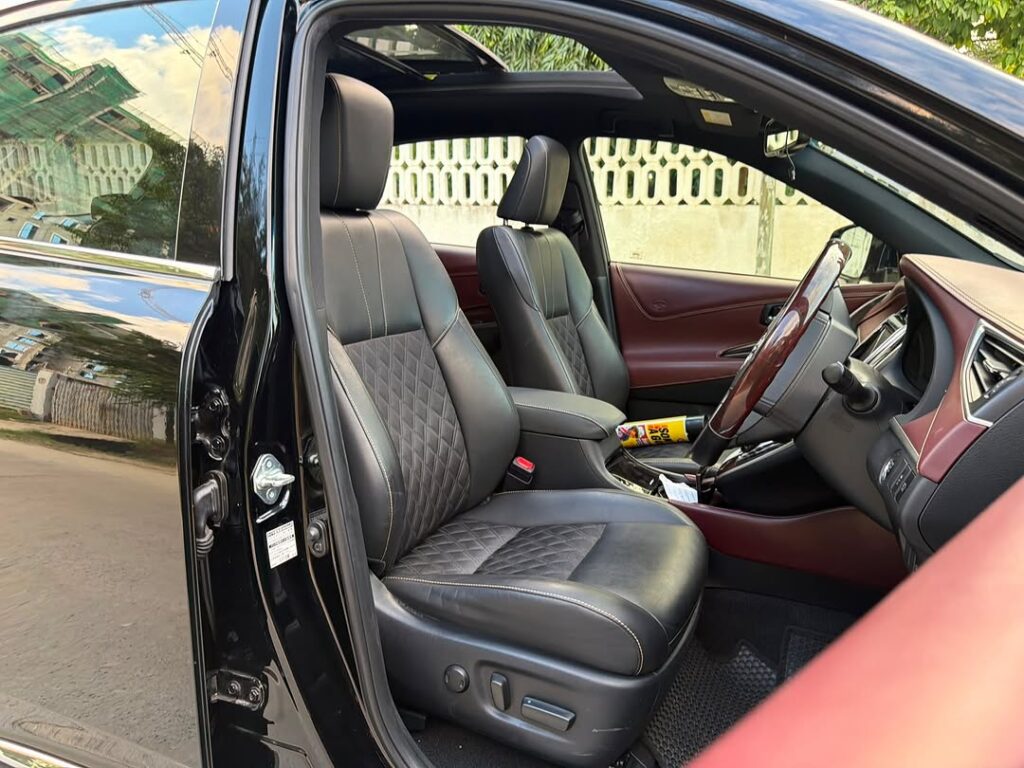 For Sale Toyota Harrier 2016 in Dar es Salaam