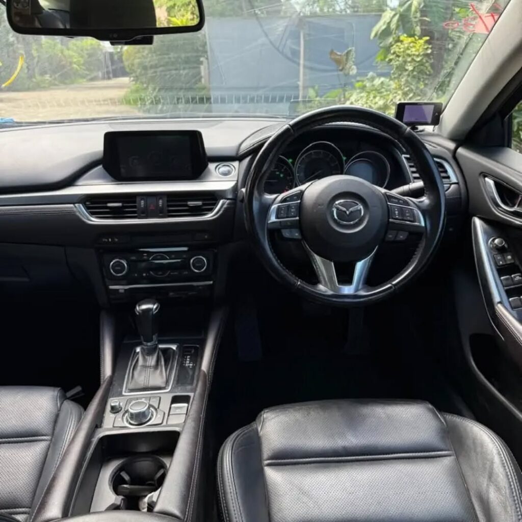 Mazda Atenza 2015 Inauzwa Dar es Salaam Tanzania