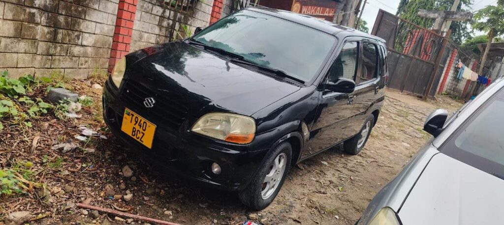 Magari Used Suzuki Swift 2004 Dar es Salaam Tanzania