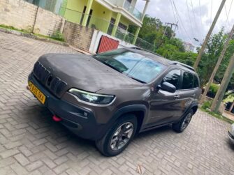 Bei Ya Jeep Cherokee 2015 Sokoni Dar es Salaam Tanzania